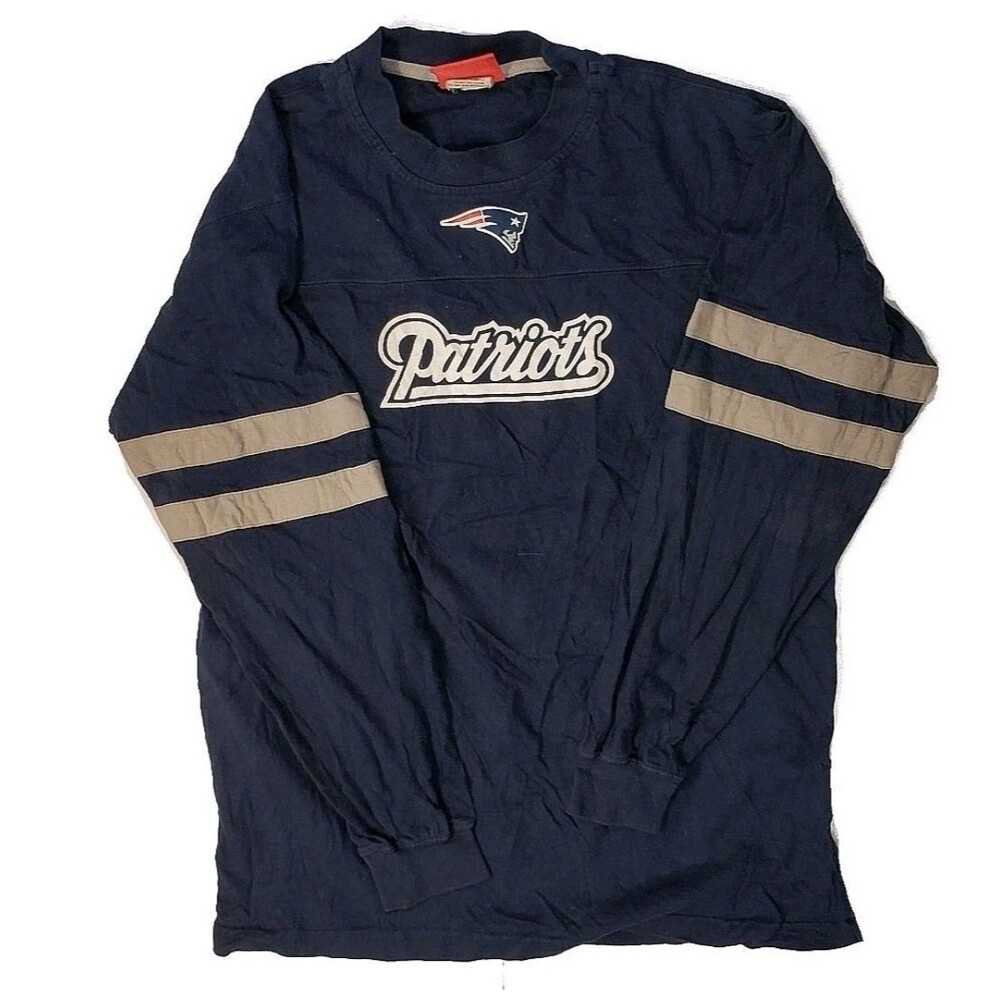 New England Patriots NFL Official Men's Long Sleeve T-Shirt - Medium Blue